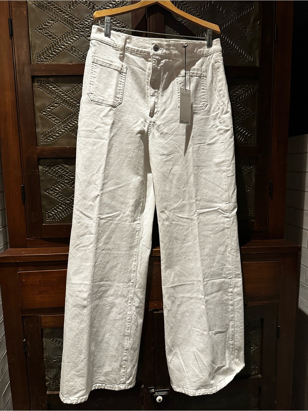 Wide-Leg White Women’s Jeans
